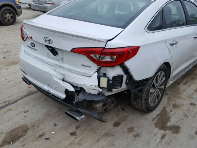 5NPE34AF0GH306796 - 2016 HYUNDAI SONATA SPO WHITE photo 9