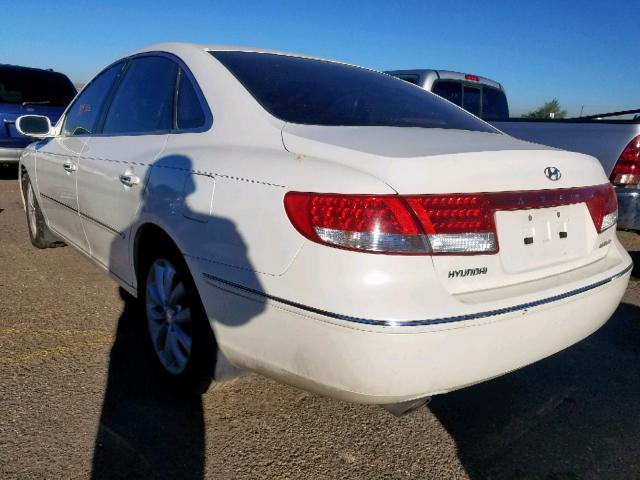 KMHFC46F96A044775 - 2006 HYUNDAI AZERA SE WHITE photo 3