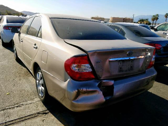 4T1BE32K94U794775 - 2004 TOYOTA CAMRY LE GOLD photo 3