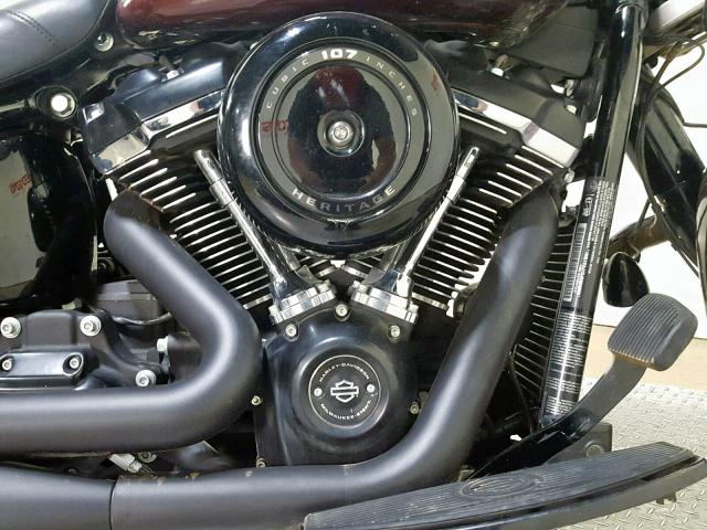 1HD1YAJ13JC029050 - 2018 HARLEY-DAVIDSON FLHC HERIT RED photo 11