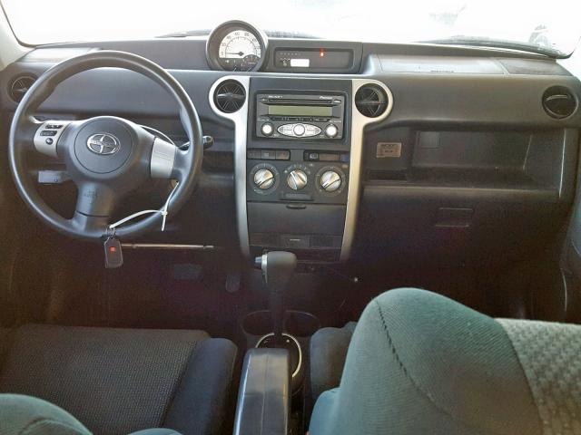 JTLKT324X64123151 - 2006 TOYOTA SCION XB 棕色 照片 9