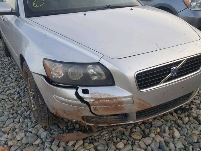 YV1MS382452093176 - 2005 VOLVO S40 2.4I SILVER photo 9