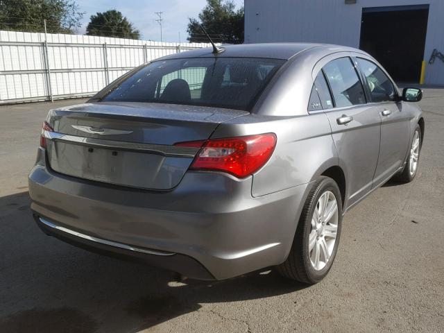 1C3CCBAB8DN704959 - 2013 CHRYSLER 200 LX GRAY photo 4