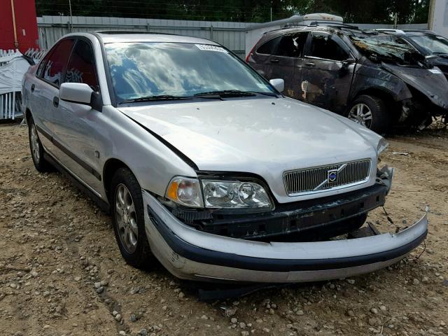 YV1VS2559YF501634 - 2000 VOLVO S40 SILVER photo 1