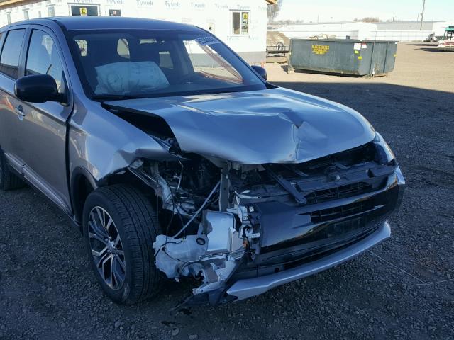 JA4AZ3A34JZ059287 - 2018 MITSUBISHI OUTLANDER GRAY photo 9