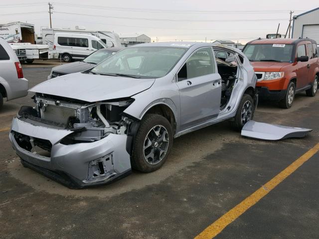 JF2GTAAC8J9285436 - 2018 SUBARU CROSSTREK SILVER photo 2