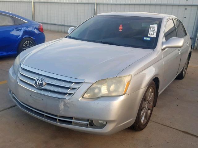 4T1BK36BX6U147422 - 2006 TOYOTA AVALON XL SILVER photo 2