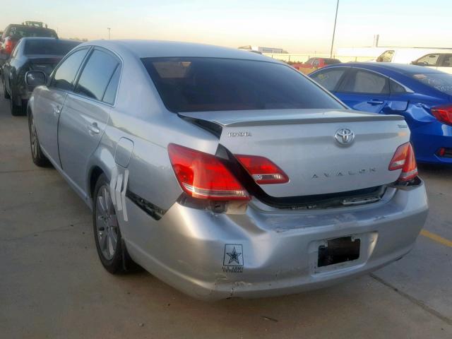 4T1BK36BX6U147422 - 2006 TOYOTA AVALON XL SILVER photo 3