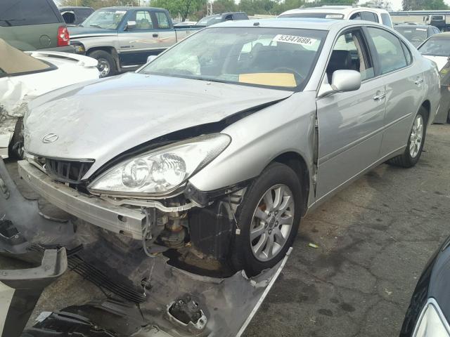 JTHBF30G920033635 - 2002 LEXUS ES 300 SILVER photo 2