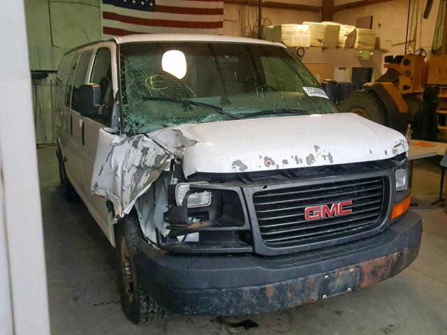 1GTFH15T761128850 - 2006 GMC SAVANA G15 WHITE photo 1