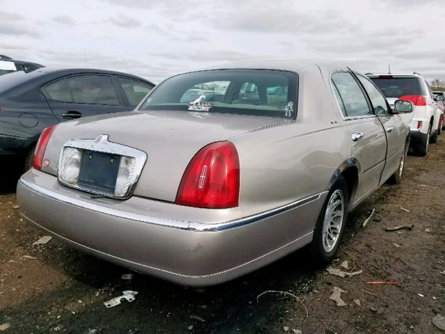 1LNHM82WX1Y739673 - 2001 LINCOLN TOWN CAR S BEIGE photo 4