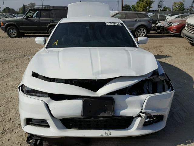 2C3CDXHG0GH121598 - 2016 DODGE CHARGER SX WHITE photo 9