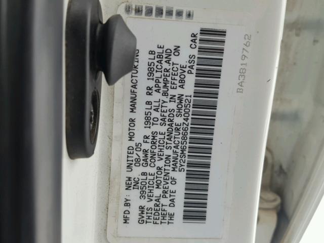 5Y2SM65866Z400521 - 2006 PONTIAC VIBE WHITE photo 10