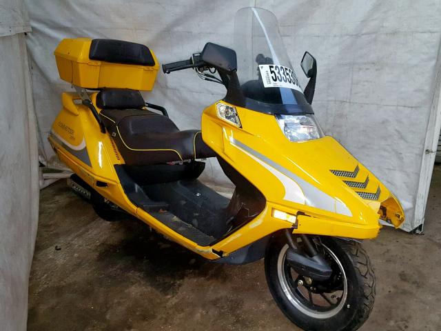 LCETDNP1896300697 - 2009 SCOO 250CC YELLOW photo 1