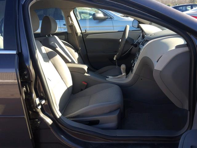 1G1ZB5EB8AF292514 - 2010 CHEVROLET MALIBU LS 灰色 照片 5