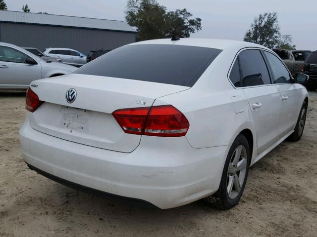 1VWAT7A35FC083264 - 2015 VOLKSWAGEN PASSAT S WHITE photo 4