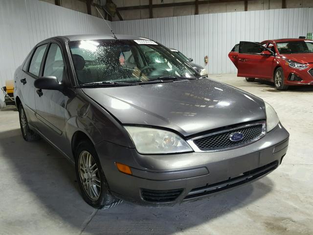 1FAFP34N67W158806 - 2007 FORD FOCUS ZX4 GRAY photo 1
