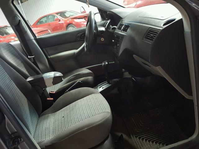 1FAFP34N67W158806 - 2007 FORD FOCUS ZX4 GRAY photo 5