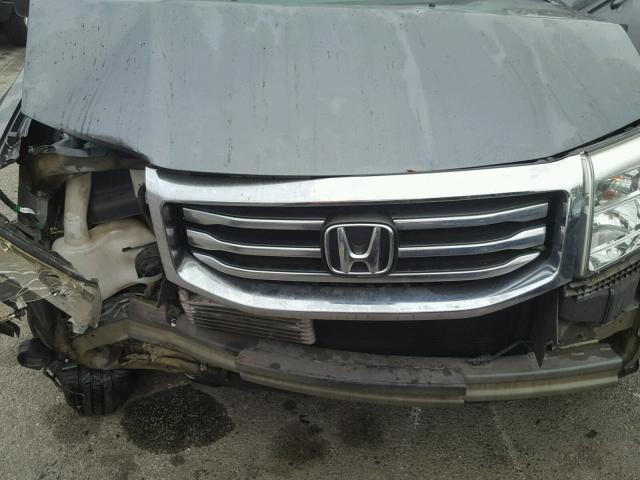 5FNYF4H25DB062158 - 2013 HONDA PILOT LX GRAY photo 7