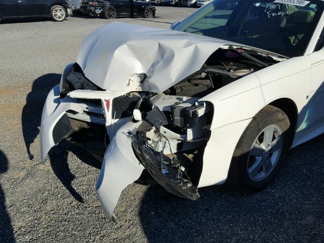 2G2WP552X71209116 - 2007 PONTIAC GRAND PRIX WHITE photo 9