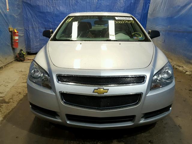 1G1ZB5E01CF117863 - 2012 CHEVROLET MALIBU LS 银色 照片 9