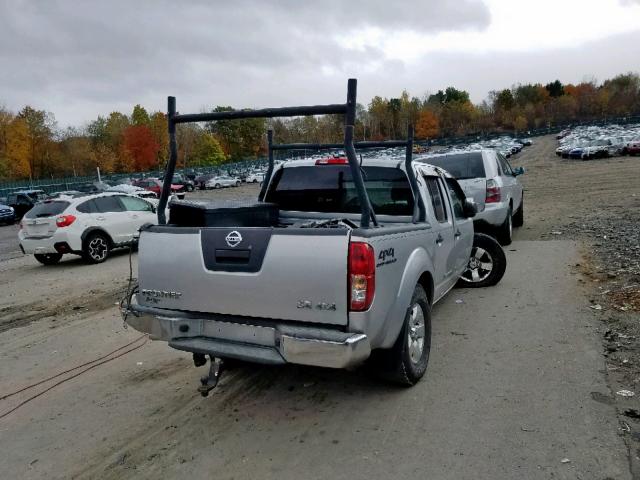 1N6AD0EVXAC445016 - 2010 NISSAN FRONTIER C SILVER photo 4