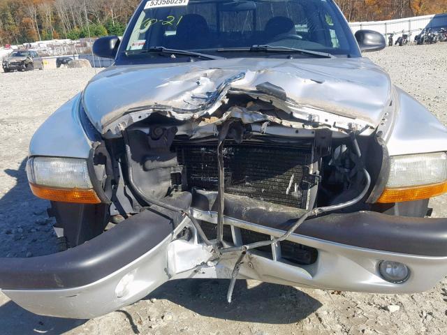 1D7FL36XX3S110236 - 2003 DODGE DAKOTA SPO SILVER photo 9