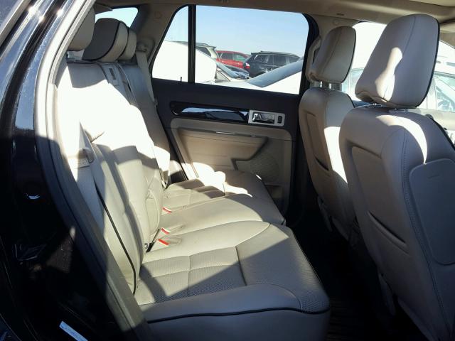 2LMDU88C48BJ21207 - 2008 LINCOLN MKX BLACK photo 6