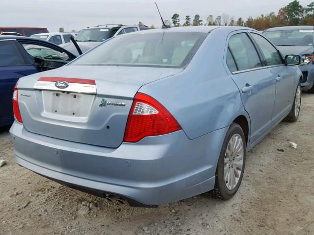 3FADP0L3XBR285978 - 2011 FORD FUSION HYB BLUE photo 4