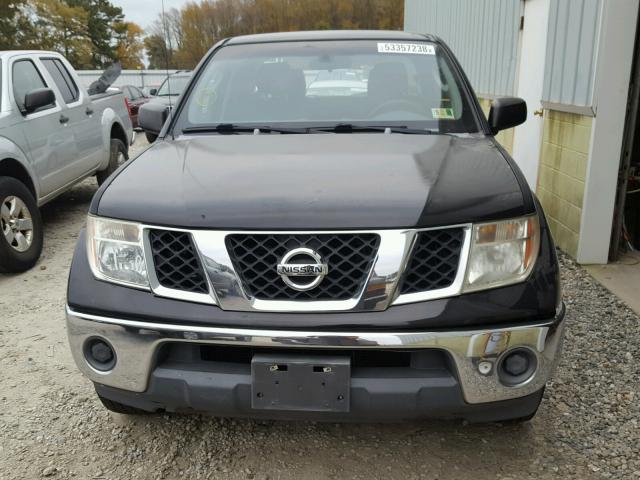 1N6AD07U57C417590 - 2007 NISSAN FRONTIER C BLACK photo 9