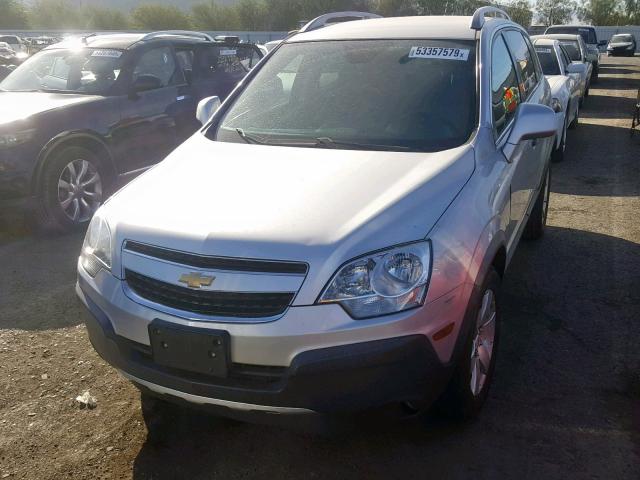 3GNAL2EK9CS637765 - 2012 CHEVROLET CAPTIVA SP SILVER photo 2