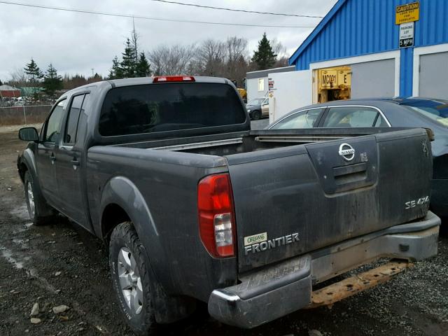 1N6AD09W39C405181 - 2009 NISSAN FRONTIER C GRAY photo 3