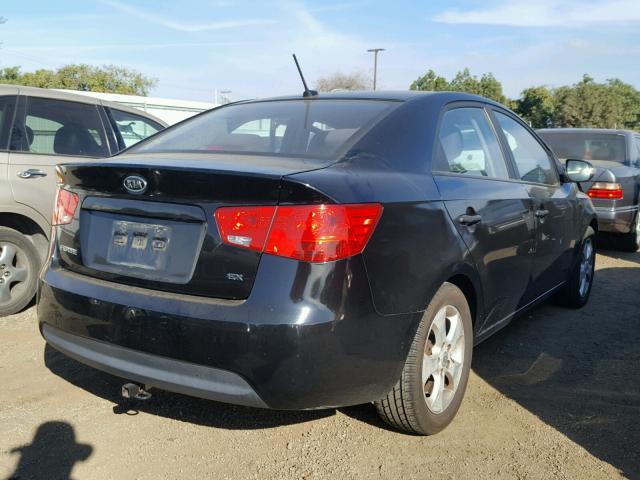 KNAFU4A22A5293021 - 2010 KIA FORTE EX BLACK photo 4