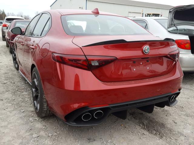 ZARFAEAV1H7555210 - 2017 ALFA ROMEO GIULIA QUA RED photo 3