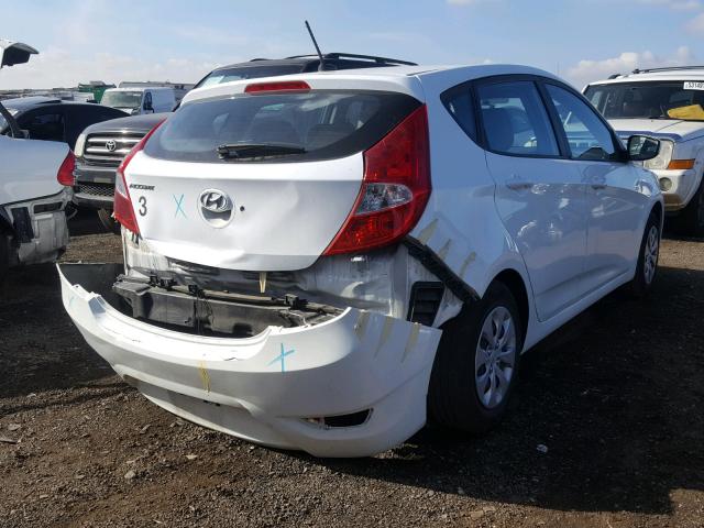 KMHCT5AE1HU349597 - 2017 HYUNDAI ACCENT SE WHITE photo 4