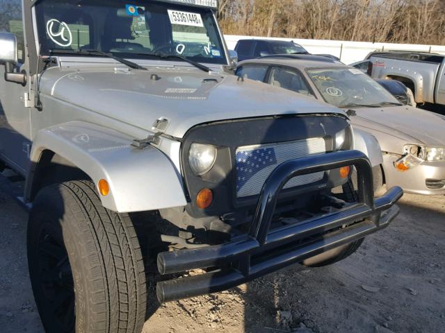 1J4FA54128L567676 - 2008 JEEP WRANGLER S SILVER photo 9