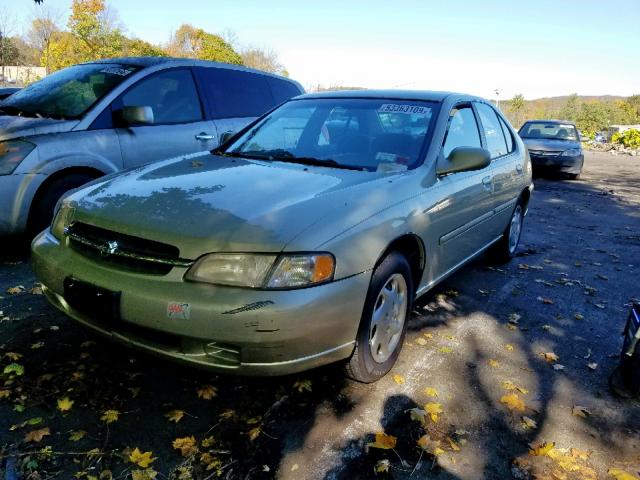 1N4DL01D4WC236612 - 1998 NISSAN ALTIMA XE TAN photo 2