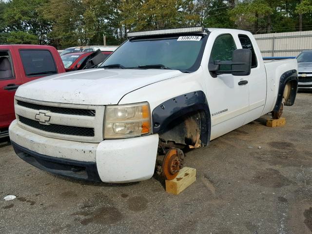 1GCEC19C77Z501053 - 2007 CHEVROLET SILVERADO WHITE photo 2