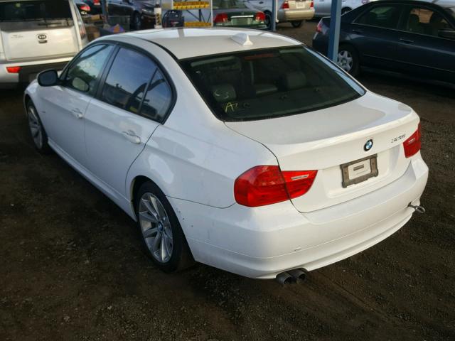 WBAPH5G56BNM76746 - 2011 BMW 328 I SULE WHITE photo 3