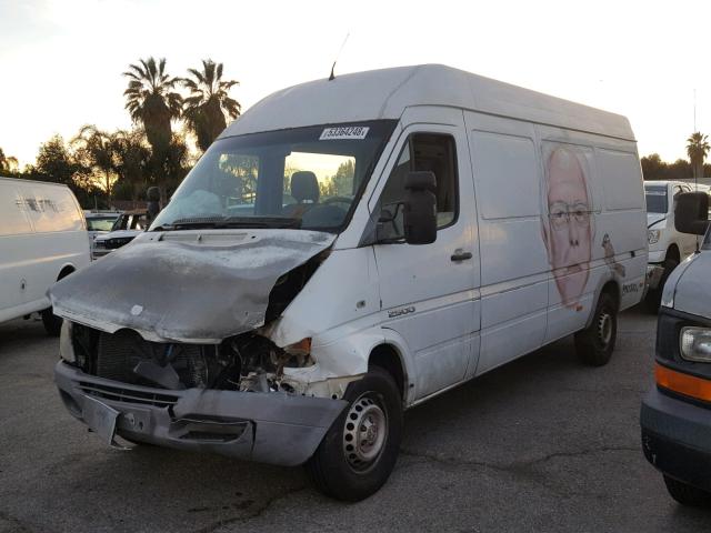 WD2PD744155736141 - 2005 DODGE SPRINTER WHITE photo 2