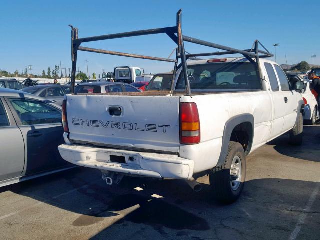 1GCHC29U92E123815 - 2002 CHEVROLET SILVERADO WHITE photo 4