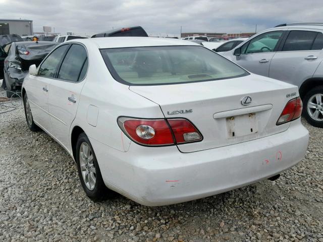 JTHBA30G640016468 - 2004 LEXUS ES 330 WHITE photo 3