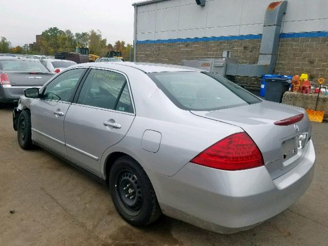 1HGCM56487A214992 - 2007 HONDA ACCORD LX SILVER photo 3