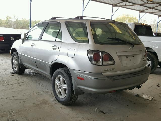 JTJHF10U720240169 - 2002 LEXUS RX 300 SILVER photo 3