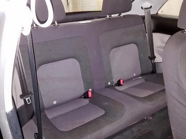 3VWBK31C44M421605 - 2004 VOLKSWAGEN NEW BEETLE 黑色 照片 6