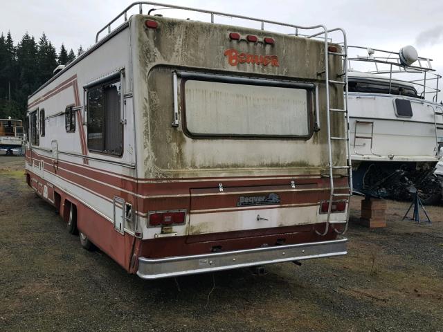 1GBKP37W5C3318929 - 1982 CHEVROLET P30 BEIGE photo 3