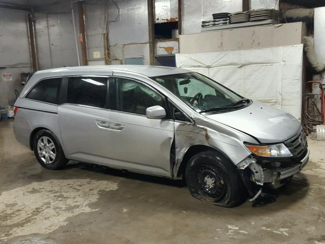 5FNRL5H20DB059932 - 2013 HONDA ODYSSEY LX SILVER photo 9