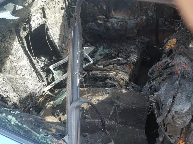 WBS3U9C59GP969898 - 2016 BMW M4 BLUE photo 6