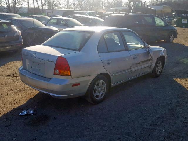 KMHCG45C45U668320 - 2005 HYUNDAI ACCENT GL SILVER photo 4