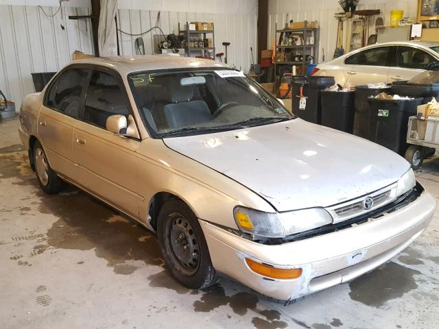 1NXBB02E5VZ592602 - 1997 TOYOTA COROLLA DX GOLD photo 1